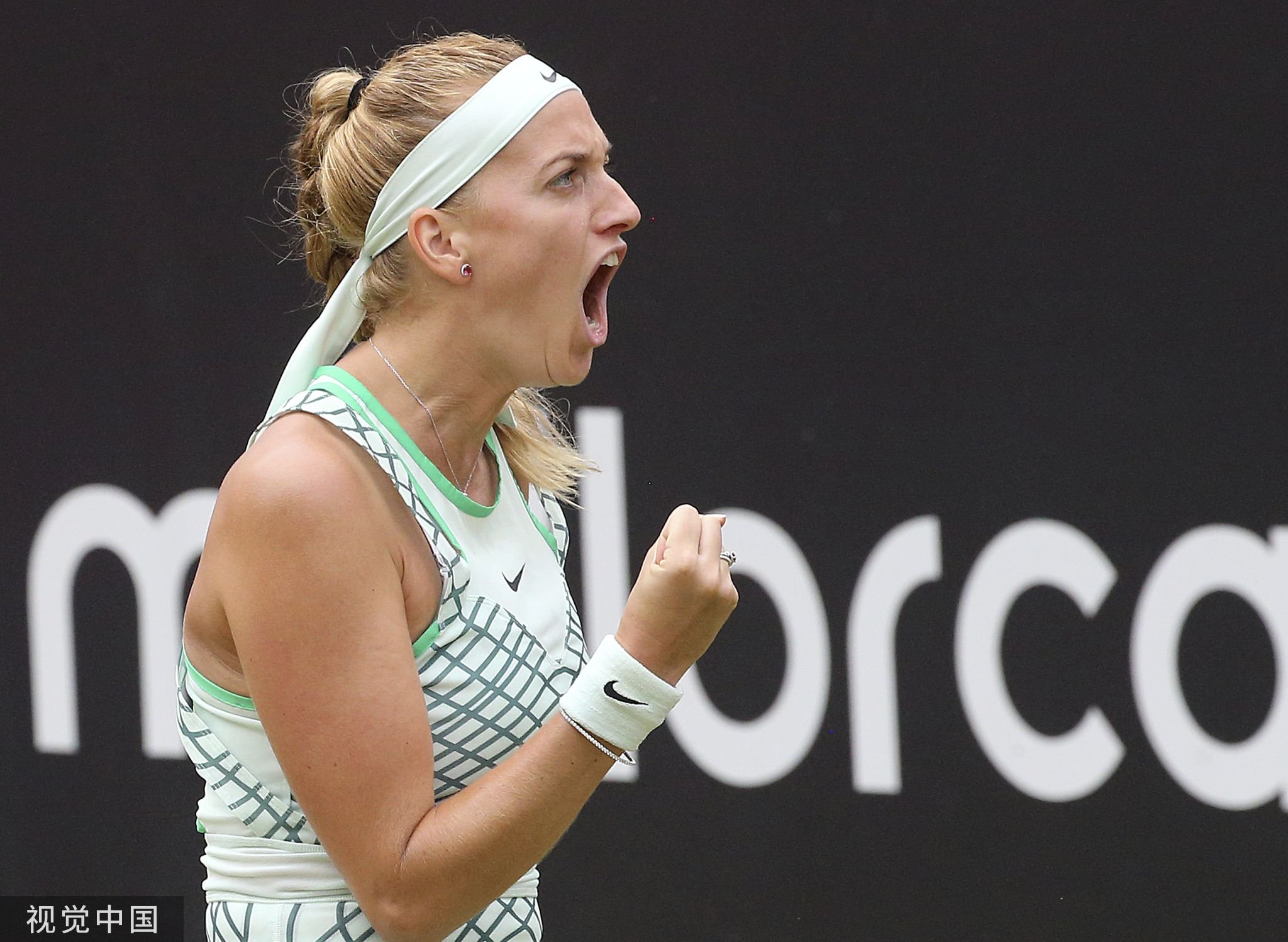 详细阅读:开云体育-关于科维托娃连续十场比赛得分超过大胜,DWG挑战极限!的信息 开云体育-关于科维托娃连续十场比赛得分超过大胜,DWG挑战极限!的信息