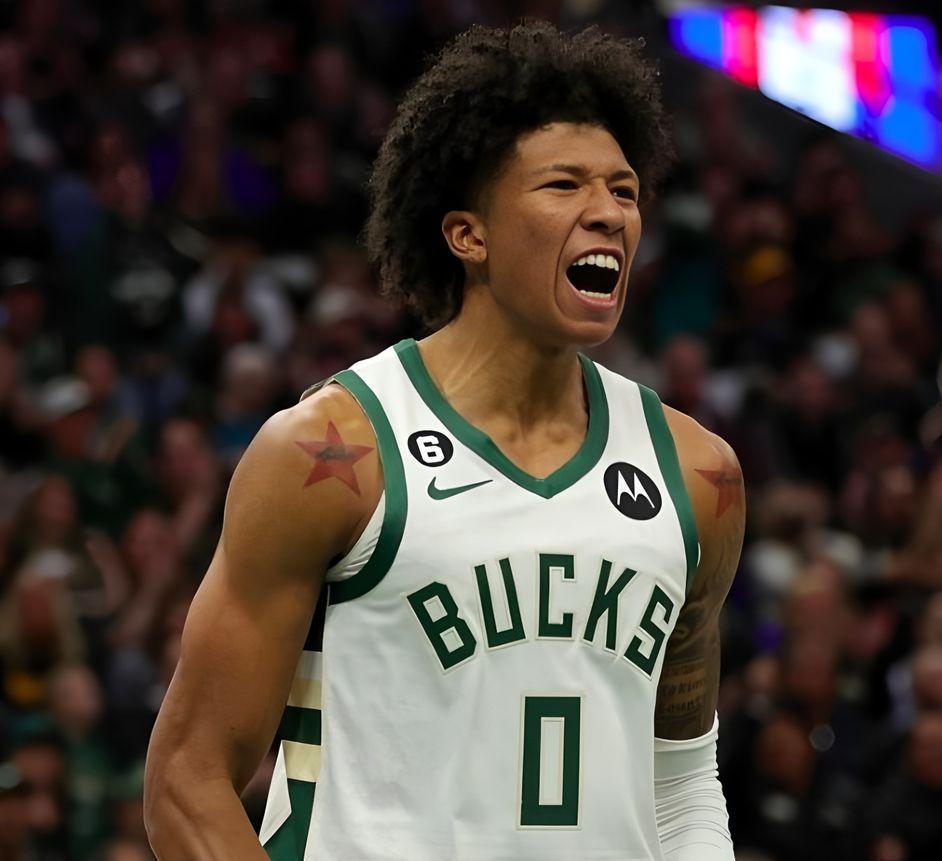 开云-关于字母哥赛事官方发布高光表现新规，MAD争议不断！的信息